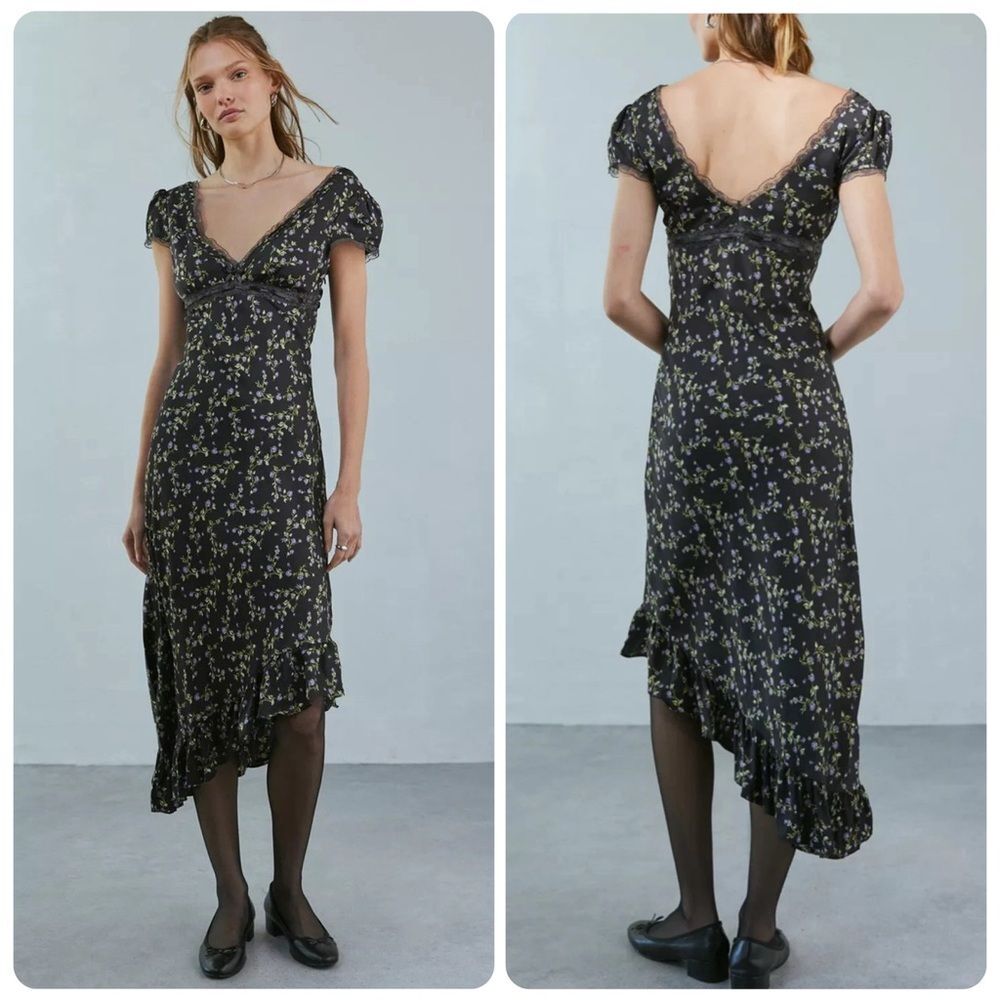 Kimchi Blue Cora Lace Trim Asymmetrical Midi Dress | Black/Purple Floral | Large